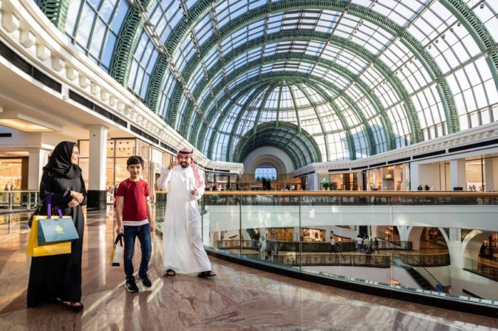 مفاجآت صيف دبي تطلق عروض ترويجية وتخفيضات حصرية Al Bayan