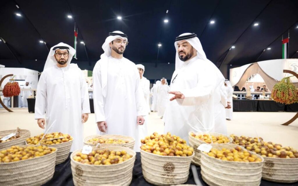 بفضل توجيهات ودعم محمد بن زايد.. نمو كبير في قطاع الزراعة واستدامة إنتاج الغذاء بفضل توجيهات ودعم محمد بن زايد.. نمو كبير في قطاع الزراعة واستدامة إنتاج الغذاء