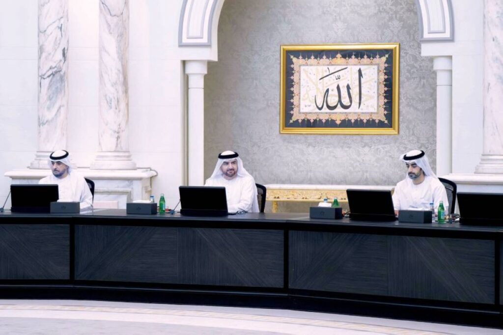 «تنفيذي الشارقة» ينظم مزاولة الأنشطة والمهن الصحية