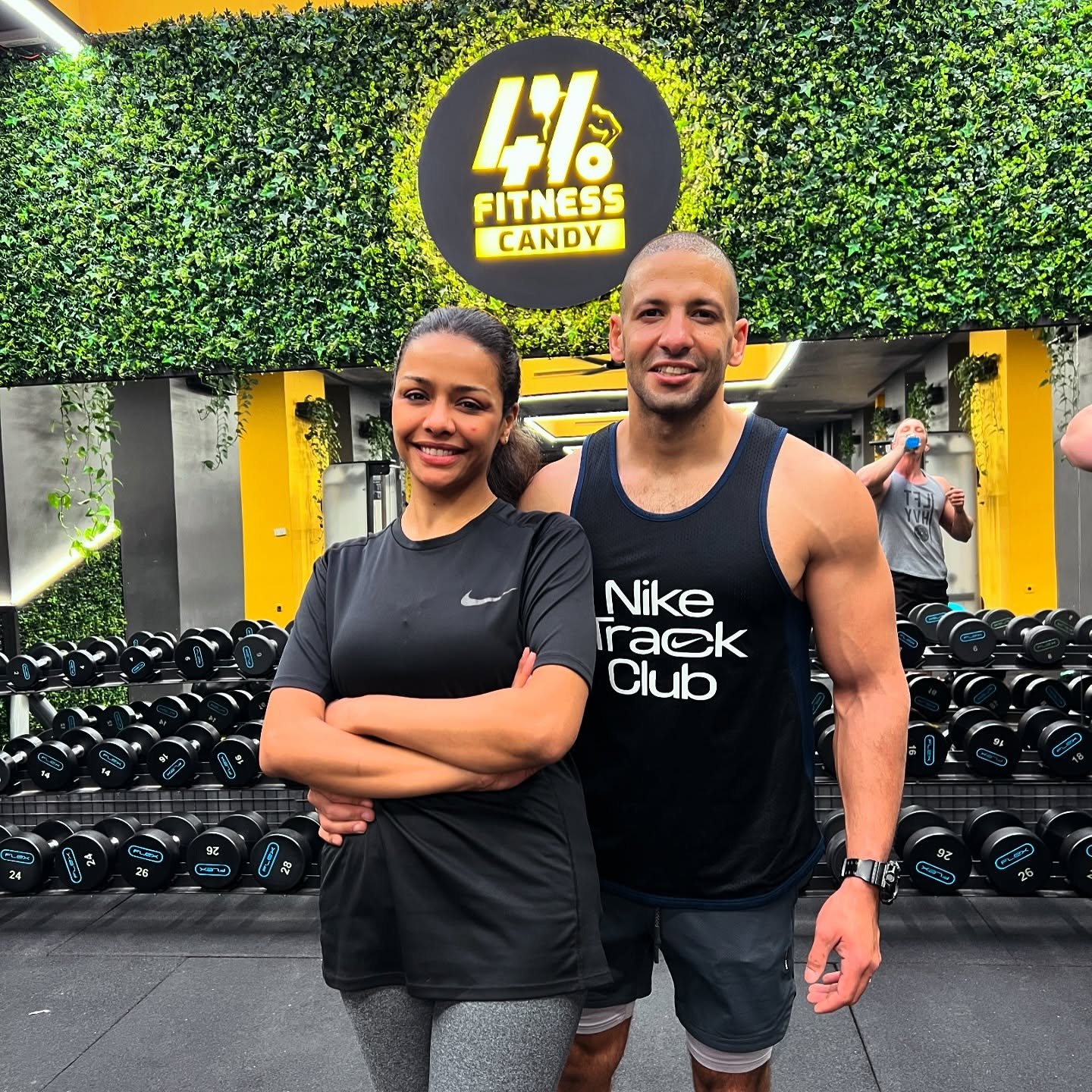 أسماء أبو اليزيد وزوجها محمد الخطيب (3)