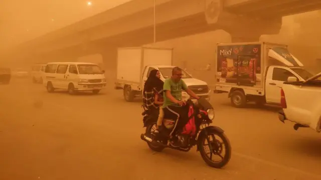 القاهرة