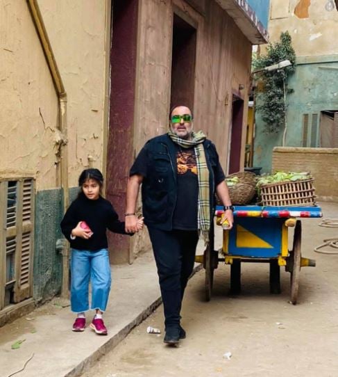 سامح عبد العزيز وابنته