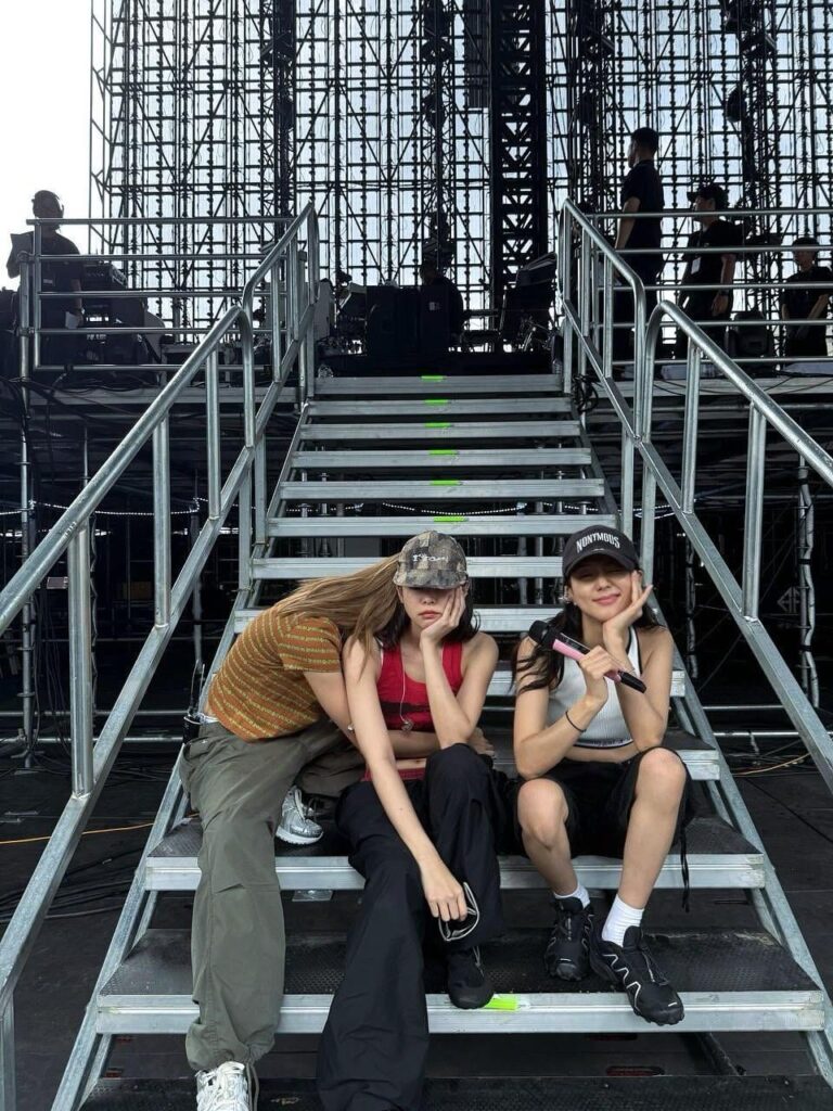250705 تحديث JISOO IG