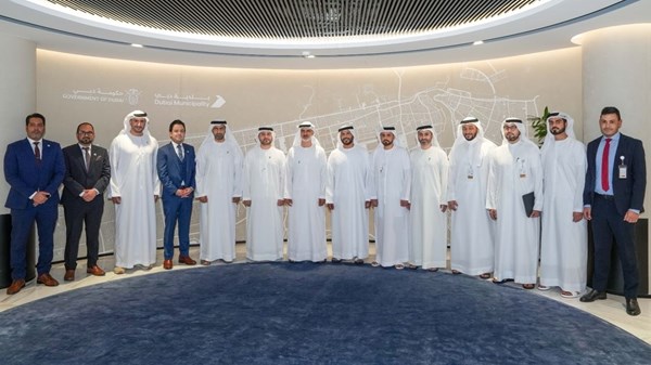 مذكرة تفاهم لرفع الكفاءة التشغيلية للمواقف العامة في دبي
