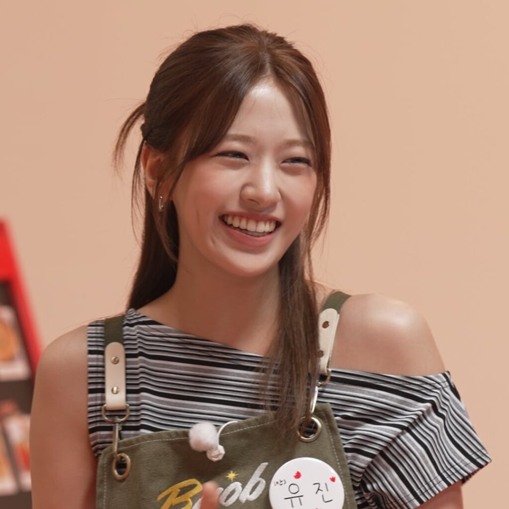 250717 Johnmaat Twitter Update مع Yujin (الفذ. يا فتاة ميمي)
