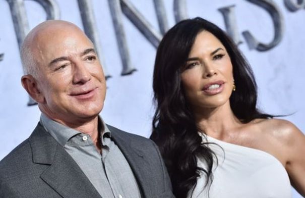 بقيمة 10 ملايين دولار.. ما سر حقيبة زوجة جيف بيزوس… بقيمة 10 ملايين دولار.. ما سر حقيبة زوجة جيف بيزوس...