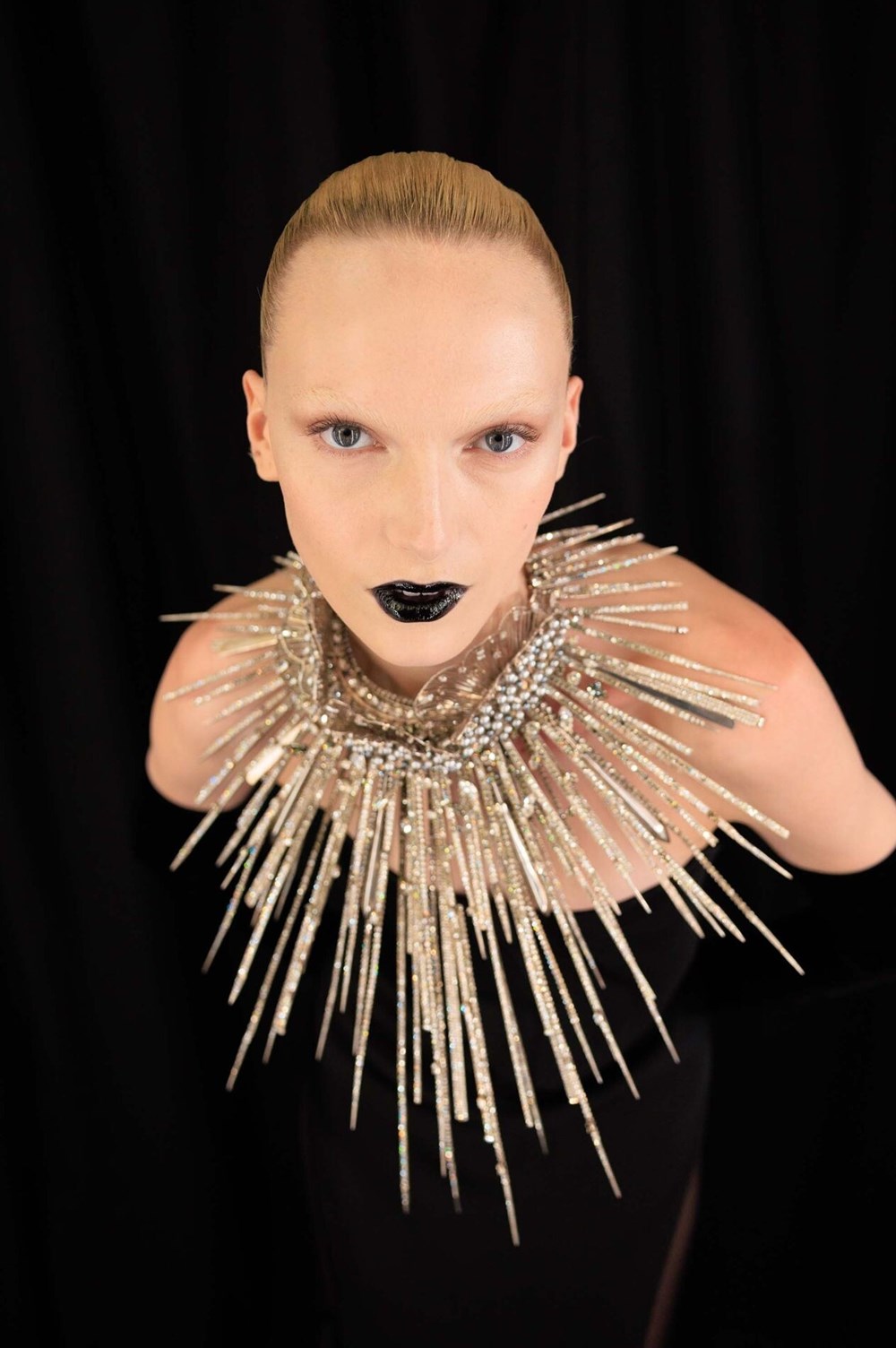 صيحات جمالية عصرية من أسبوع الهوت كوتور الباريسي 2026