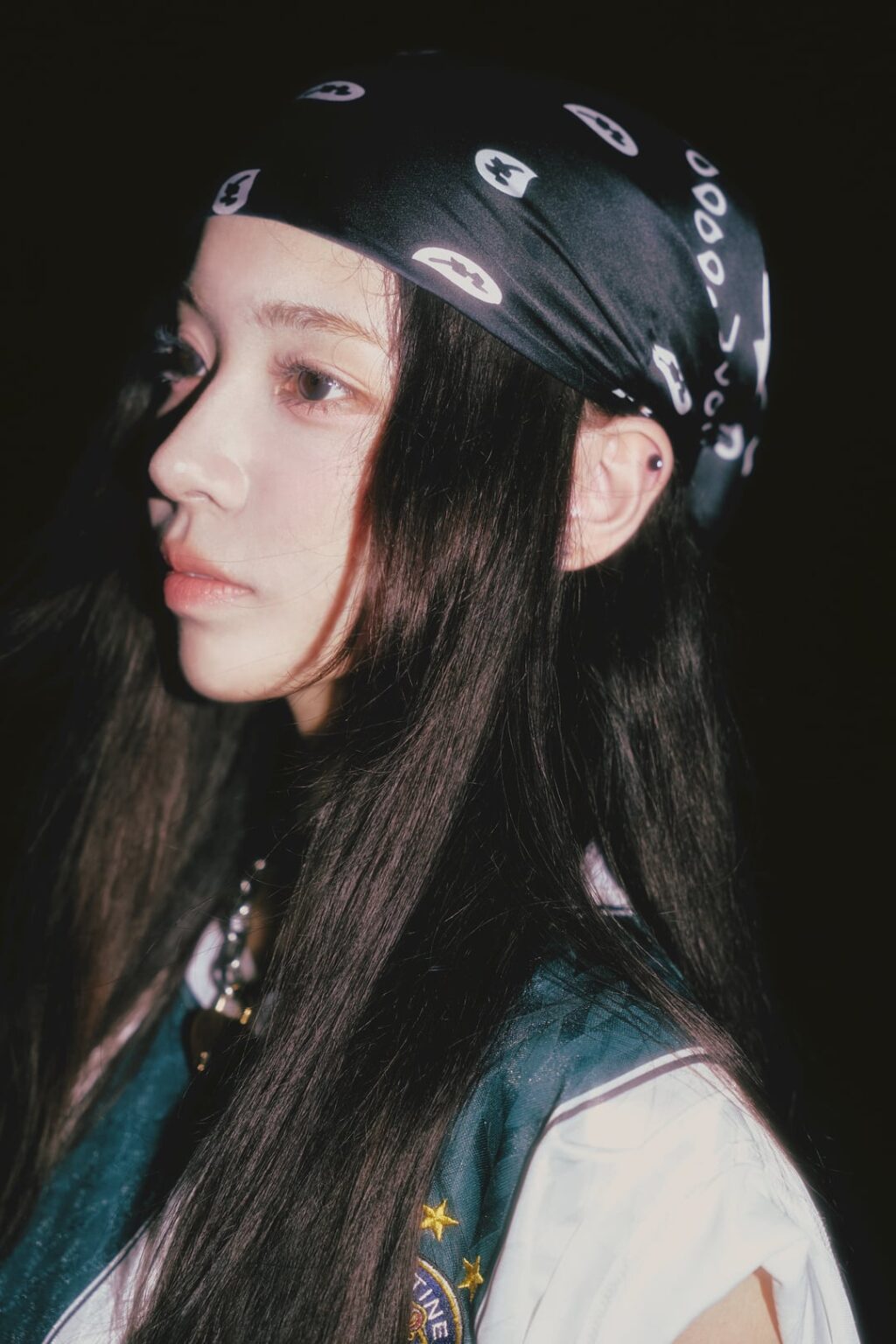 قل اسمي - 1st Single: ily (صورة دعابة - شوي ، كاناني ، سها ، جونهوي)