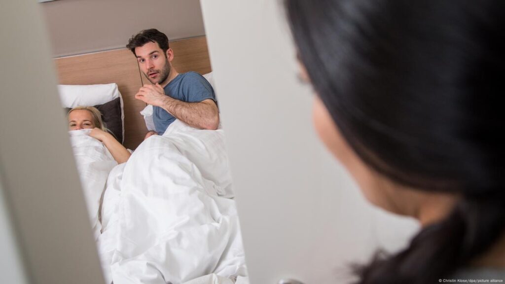 فاكرة كل مرة وجعتني فيها.. 10 سنين خيانة