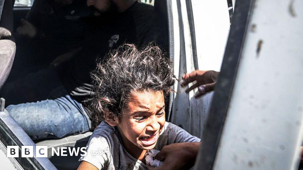 حرب غزة: قتلى وجرحى خلال غارات إسرائيلية بالقرب من نقطة طبية لعلاج الأطفال