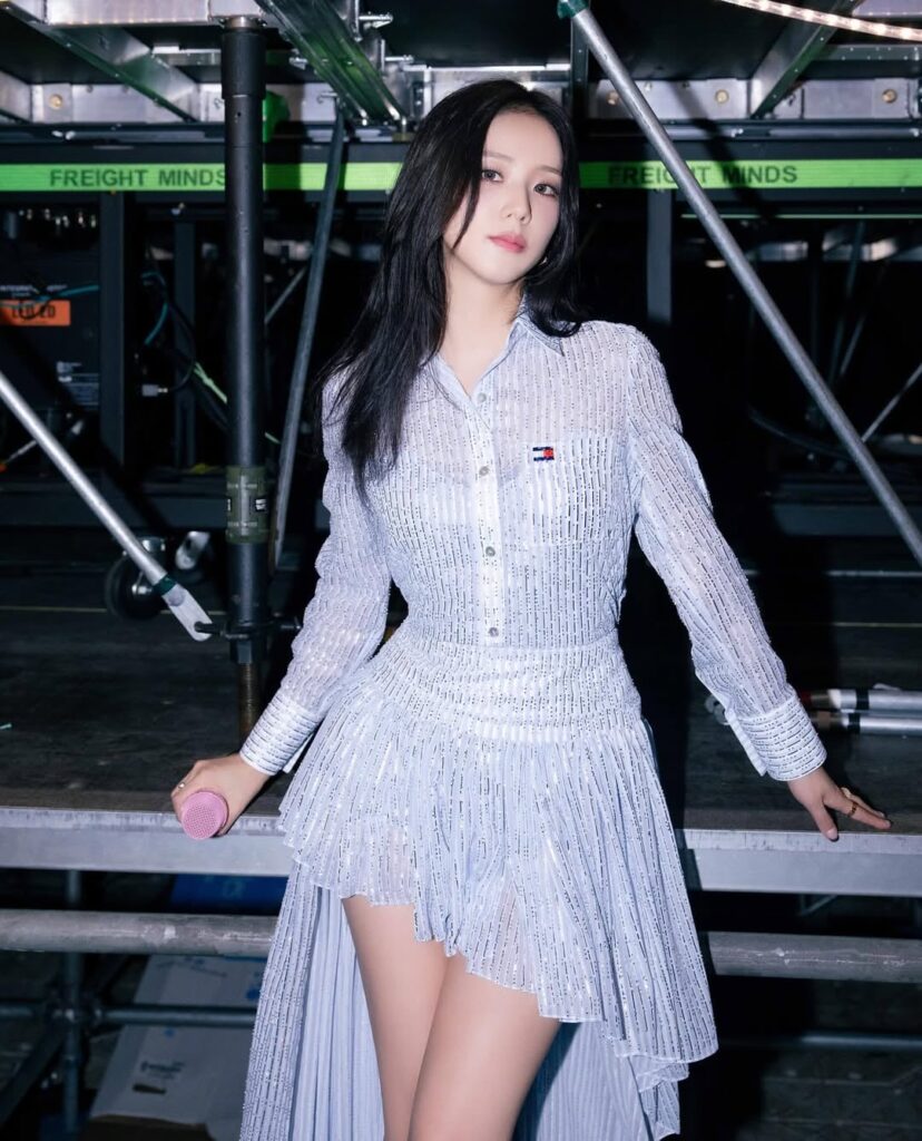 250731 Jisoo IG Update مع Tommy Hilfiger
