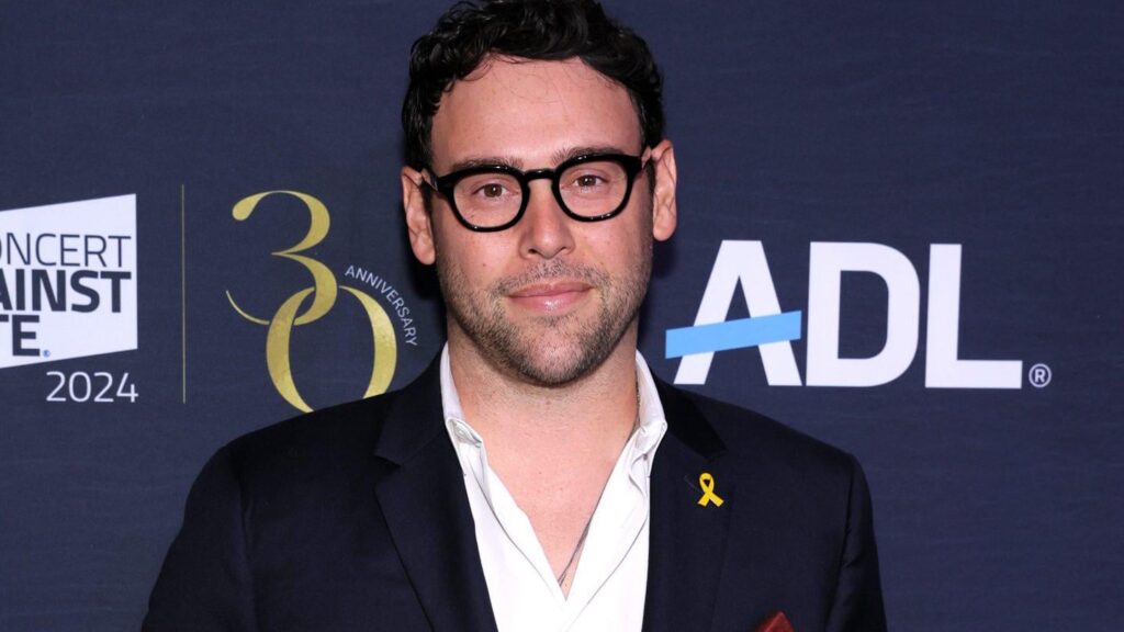 Scooter Braun يتلاشى بعيدًا عن دور الرئيس التنفيذي في Hybe