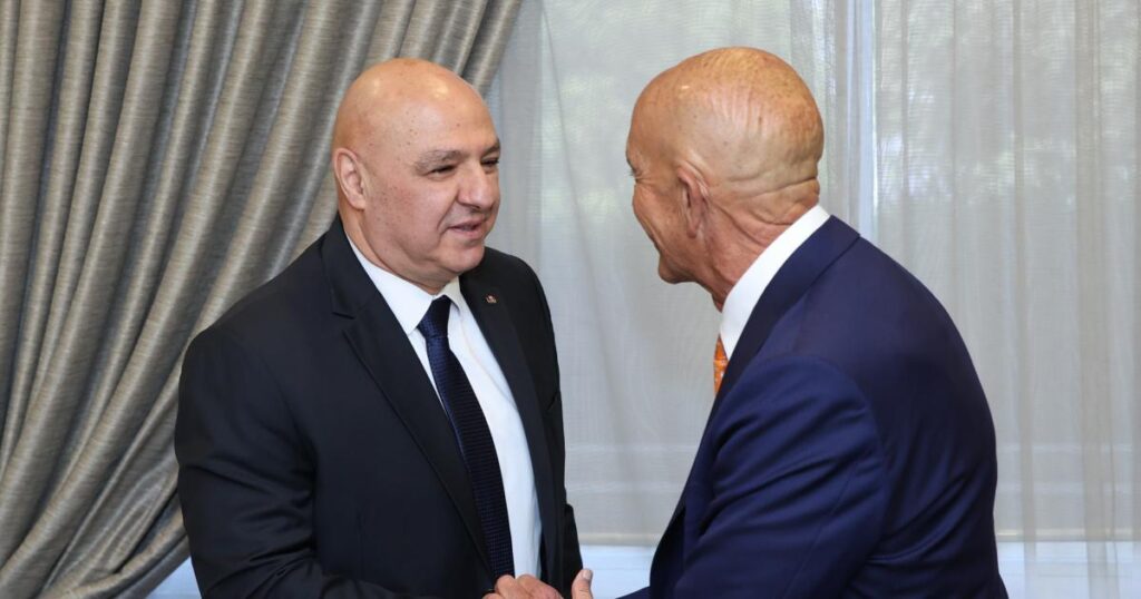 رضا أميركي مشروط عن الموقف اللبناني تجاه نزع سلاح حزب الله