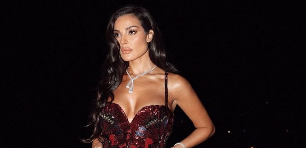 مُفاجأة من العيار الثقيل.. هل عادت نادين نسيب نجيم إلى خطيبها السابق رجل الأعمال السوري؟ شاهدوا الفيديو Doc-P-1393731-638885144376030595.jpg