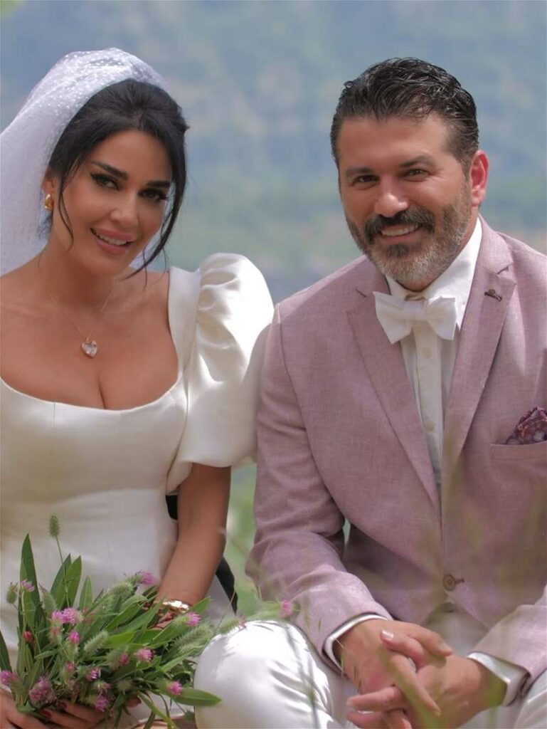 زواج يزن السيد من سيرين عبد النور يغضب ابنه.. فيديو طريف يتصدر