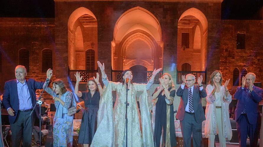 افتتاح مهرجانات بيت الدين بتوقيع جاهدة وهبه ديوانية حب تُشعل مشهدًا وطنيًا استثنائيًا (صور) - LBCI Lebanon