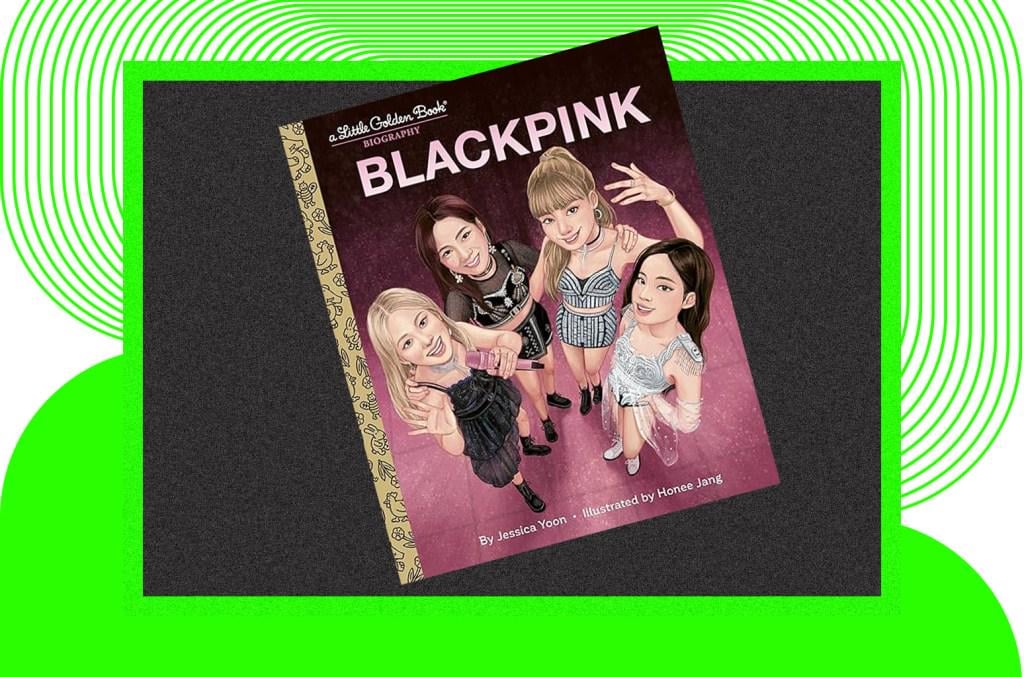250725 هي سيرة Blackpink الملونة في Book Golden Little متاحة الآن للطلب المسبق!