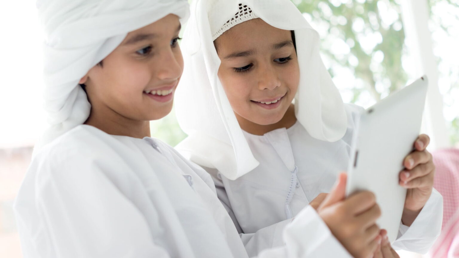 الشارقة تزرع بذور الابتكار وريادة الأعمال لدى الأطفال الشارقة تزرع بذور الابتكار وريادة الأعمال لدى الأطفال