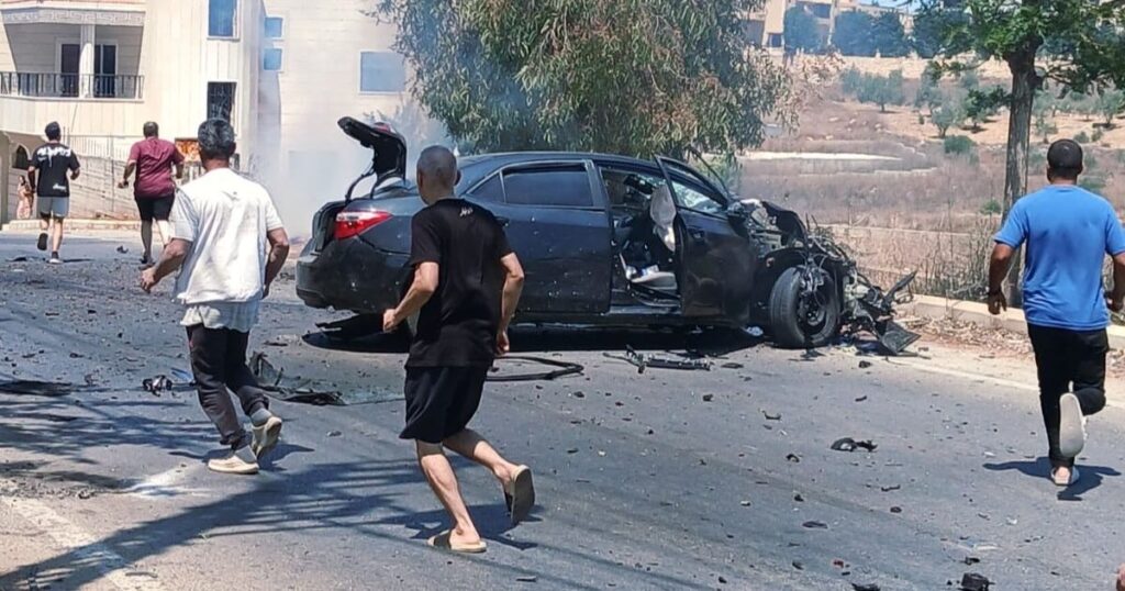 غارات إسرائيلية على جنوب لبنان تودي بحياة شخص وتصيب آخرين مستشار ترمب لـ"الشرق": واشنطن تستضيف مؤتمراً لبحث أزمة السودان قريباً