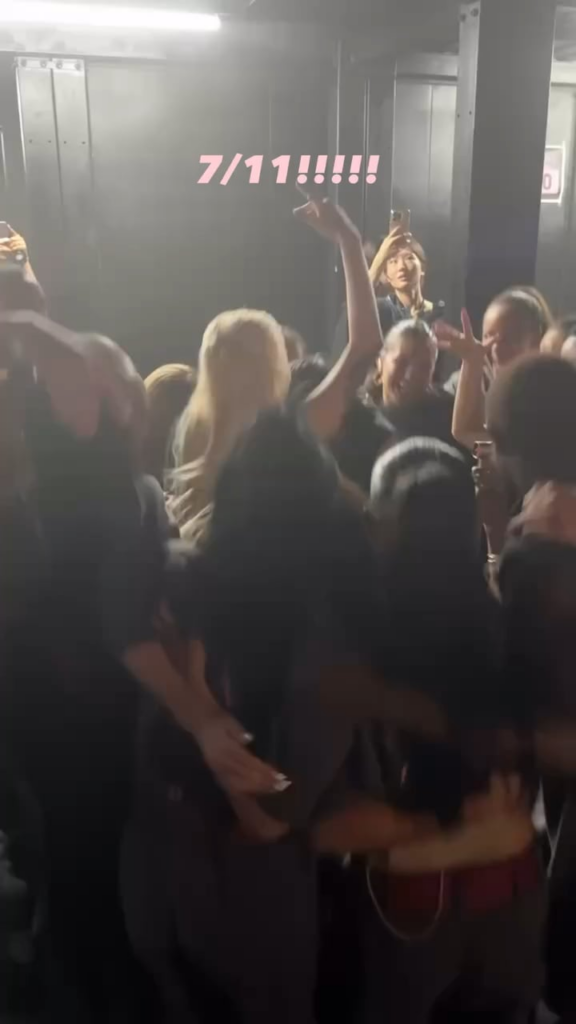 250710 تحديث قصة Rosé IG