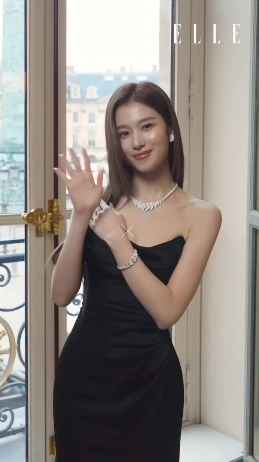 250704 Elle Japan Instagram Update - "Twice's Sana ، سفير العلامة التجارية لـ" Graff "، يدخل الفصل 3 - في باريس. وصلت رسالة خاصة من Sana!"