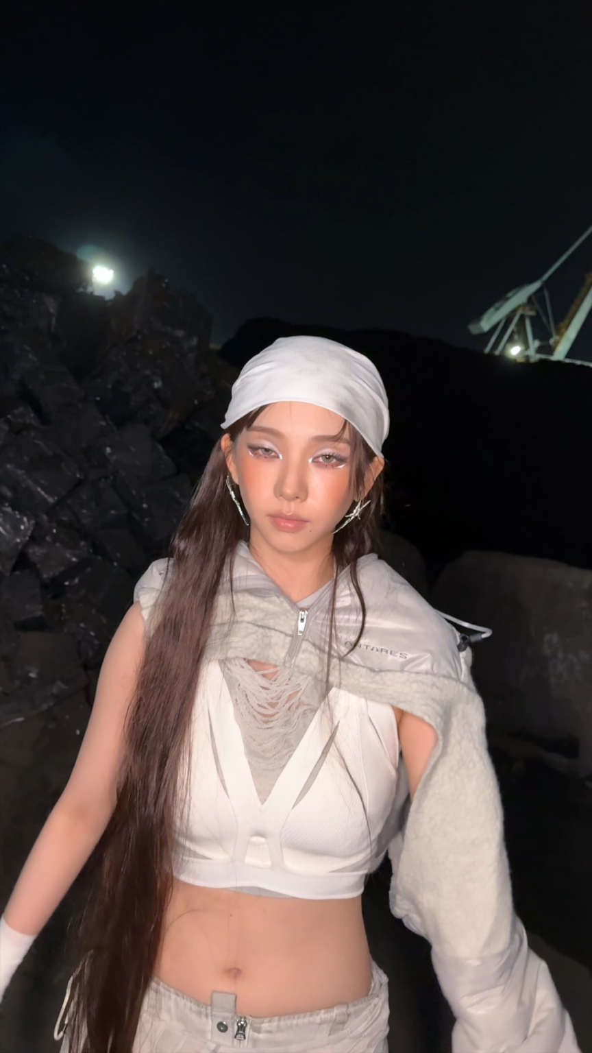 250711 تحديث AESPA Tiktok مع Karina - 𝗗𝗶𝗿𝘁𝘆 𝗪⚙