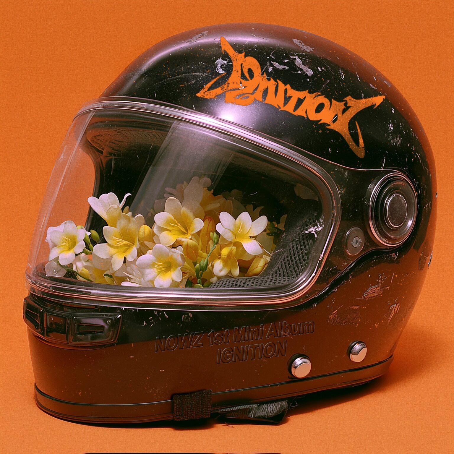 ألبوم Nowz 'Mini "Ignition" هو أول ألبوم يتجاوز 100000 مبيعات مادية على Hanteo