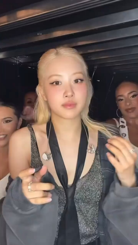 250722 تحديث Rosé Tiktok