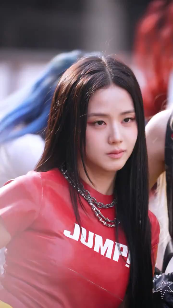 250717 Blackpink - '뛰어 (Jump)' m/v خلف مقطع المشاهد (jisoo)