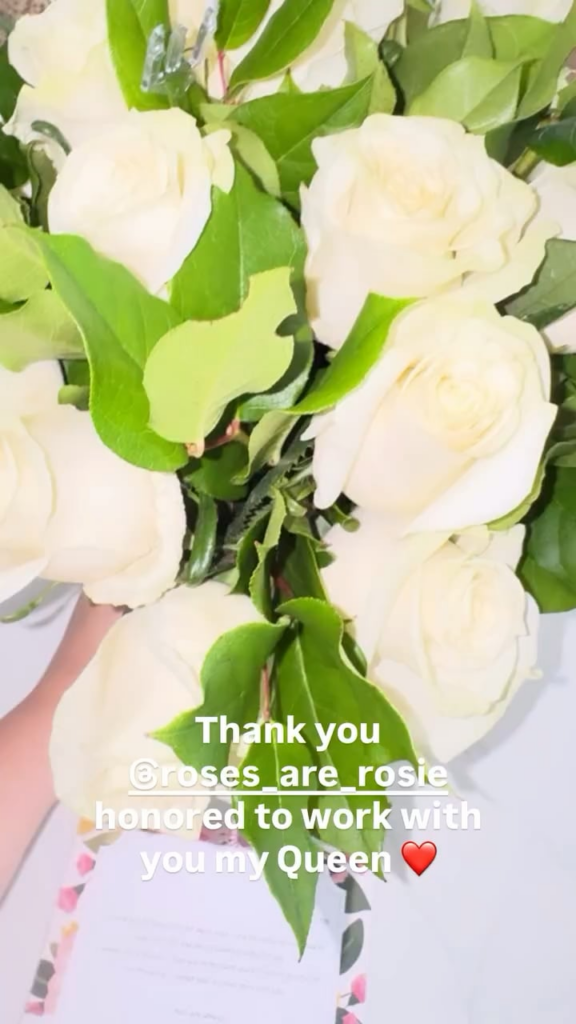 250730 تحديث قصة Geerouz IG مع الورود