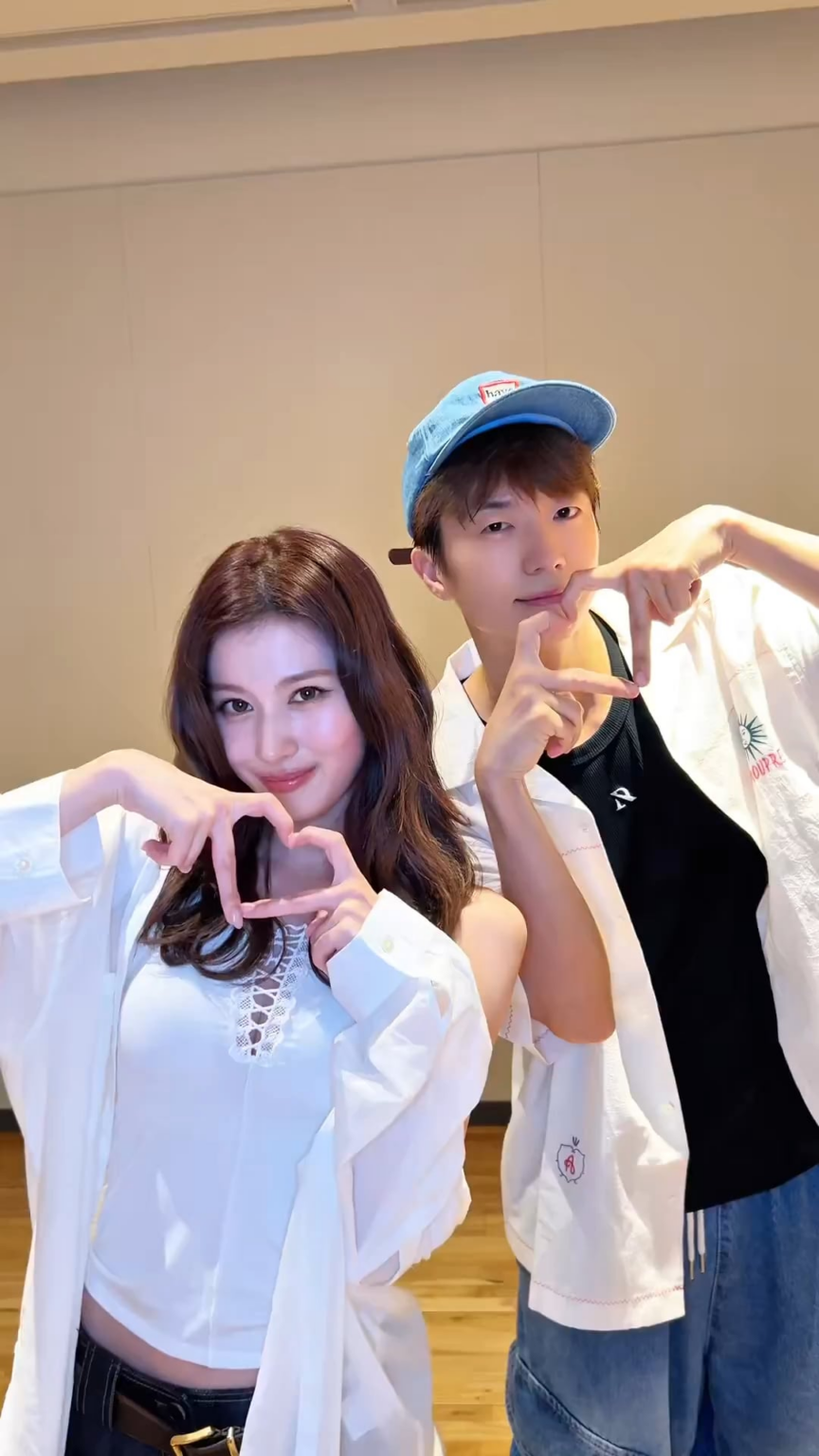 250709 real_2pmstagram instagram update - تحدي "الرقص البسيط" من سانا مع 2 مساءً Jang Wooyoung