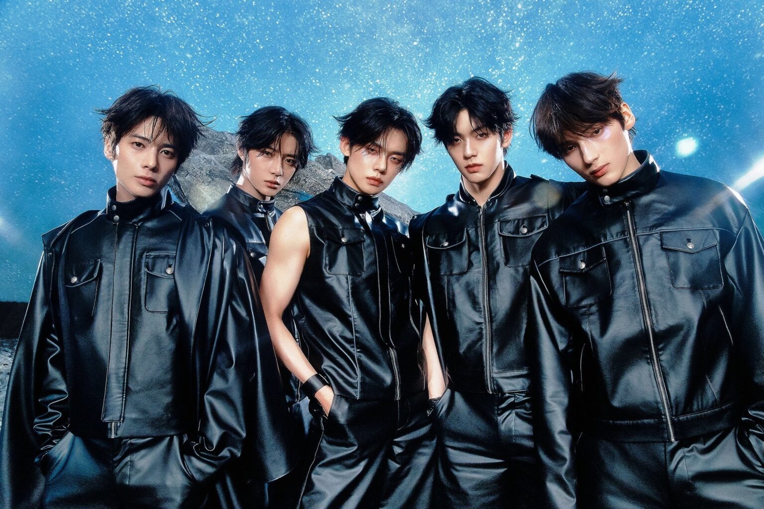 TXT (غدًا X معا) - الألبوم الكامل الرابع "The Star Chapter: Together" (Photo Concept - Starlight Ver.)