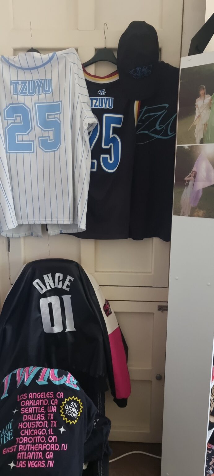 4 سنوات مرة واحدة