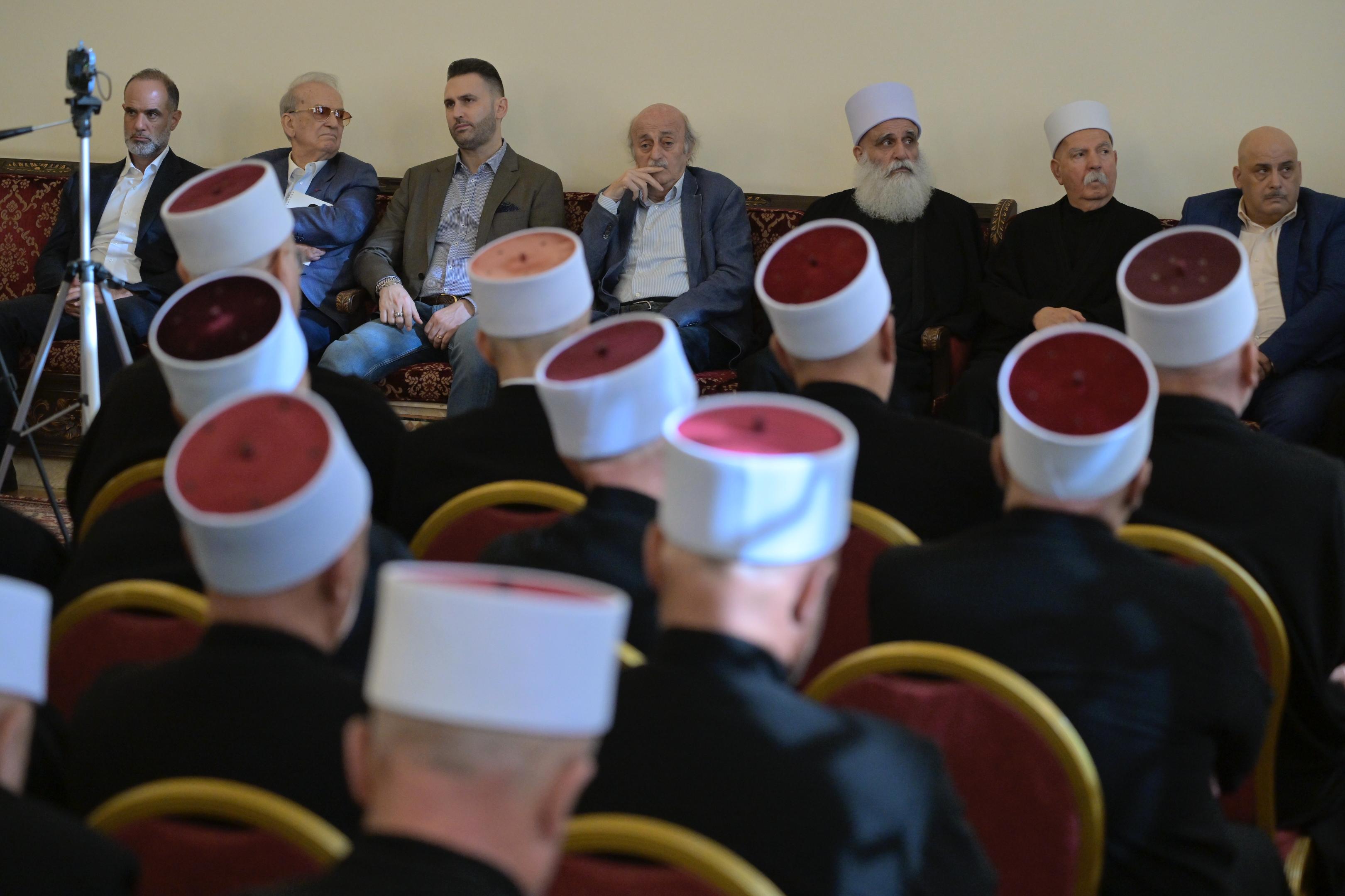 لقاء درزي في بيروت (نبيل اسماعيل).