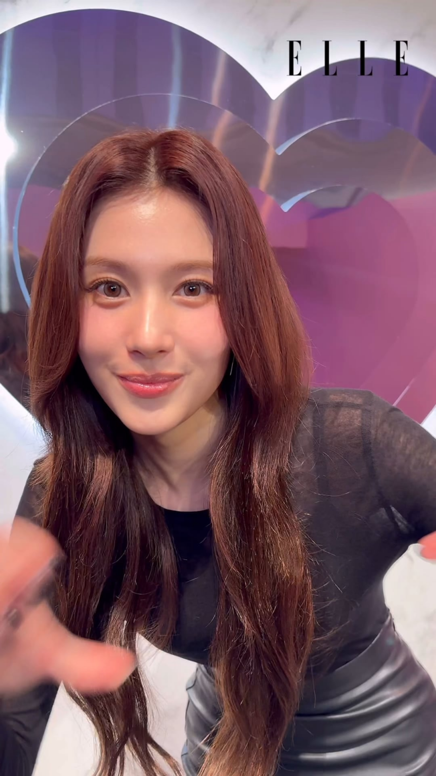 250702 ELLE JAPAN TIKTOK UPDATE - مرتين زيارات SANA 「YSL Beauty Love Game Tokyo Underground」 ، وهو حدث منبثق لـ YSL Beauty 😘💜 ما هو جاذبية YSL Loveshine Plumping Oil Poil Gloss؟ ما هي الأغنية التي ظهرت في ذهنك عندما زرت المنبثقة؟ نأتي بها مع صورة شخصية خاصة 🤳❣