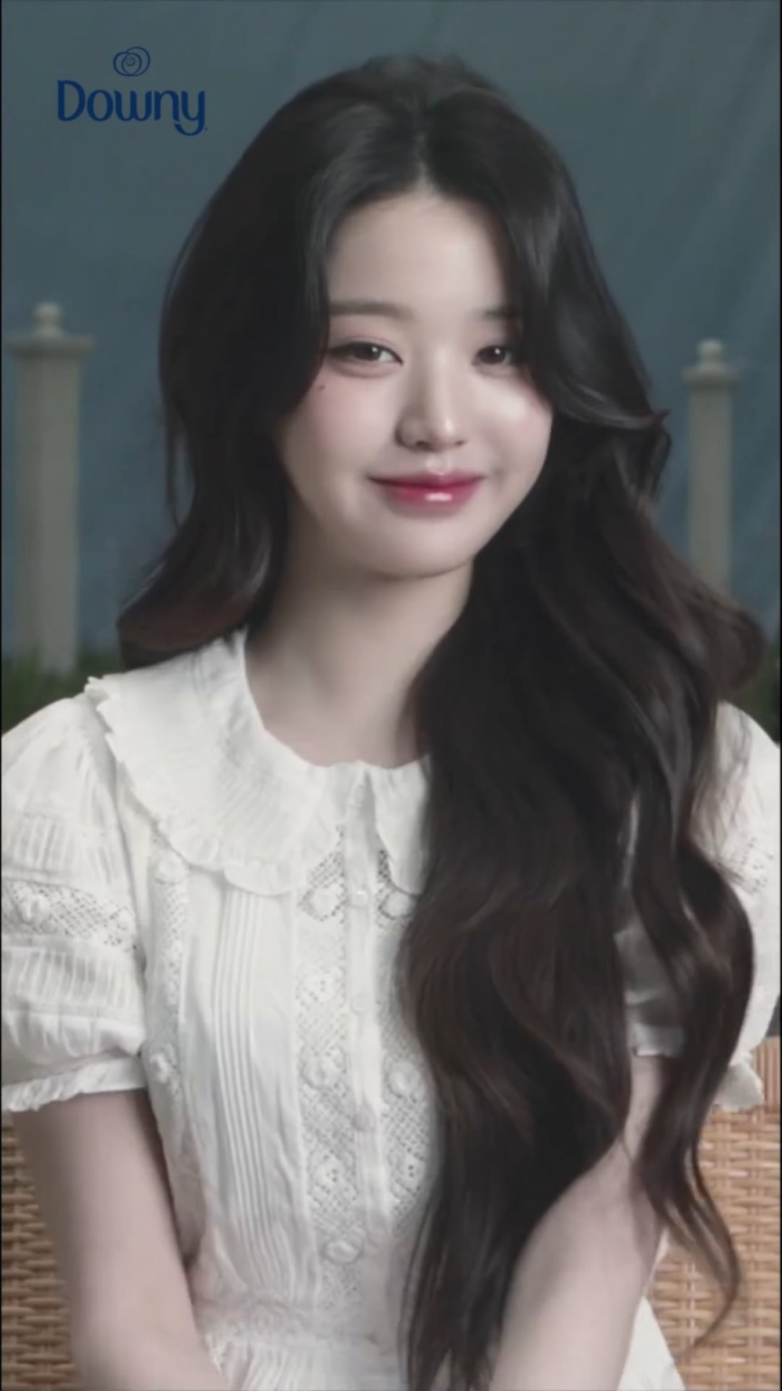 250707 Wonyoung - مقابلة داوني (فيديو 1-4)