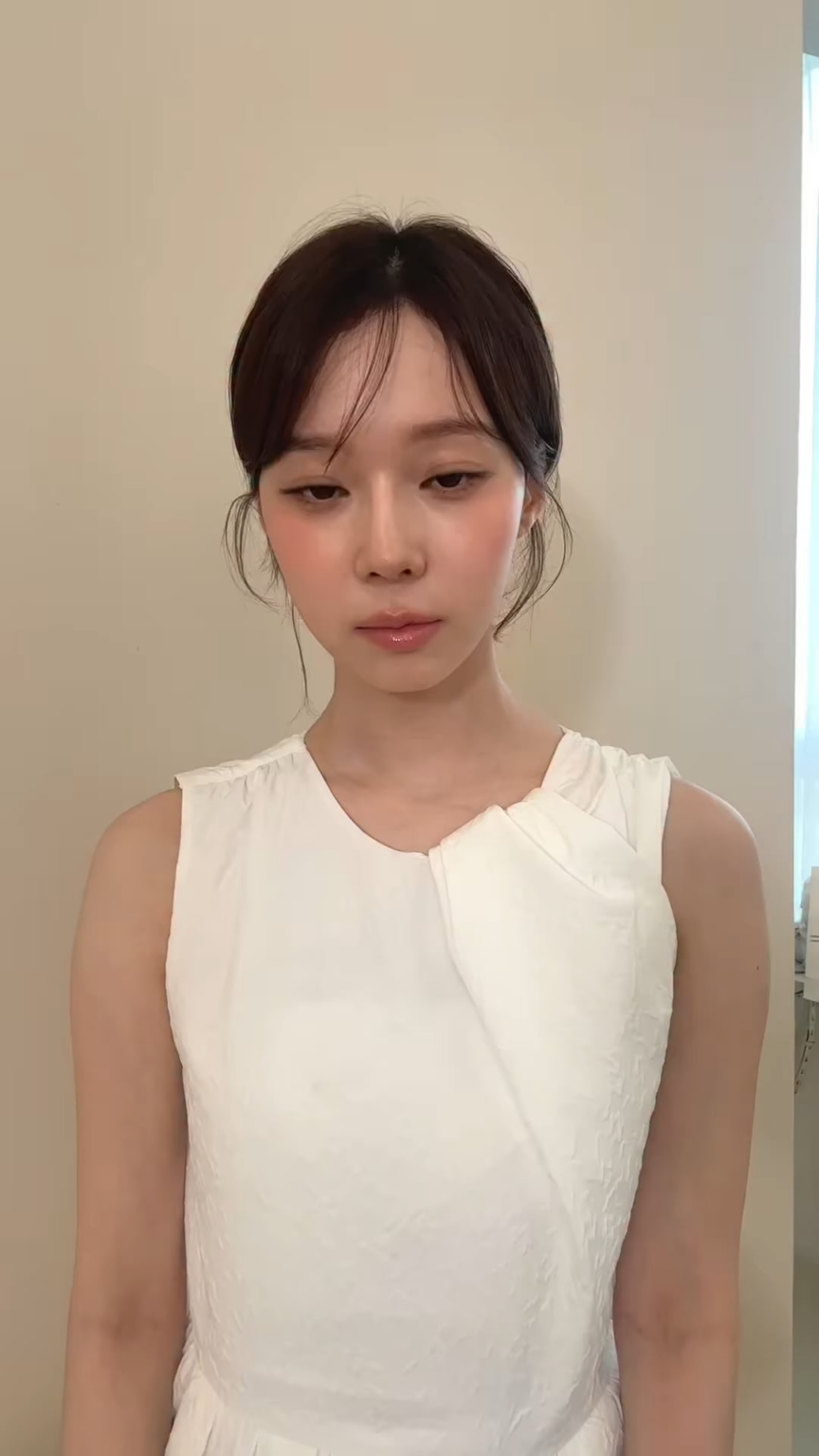 250702 JTBC_HMS Instagram Reels Update with Winter - Puppy and Wild Cat 🐶😾 الجمعة 5:30 مساءً (مع Park Myungsoo)