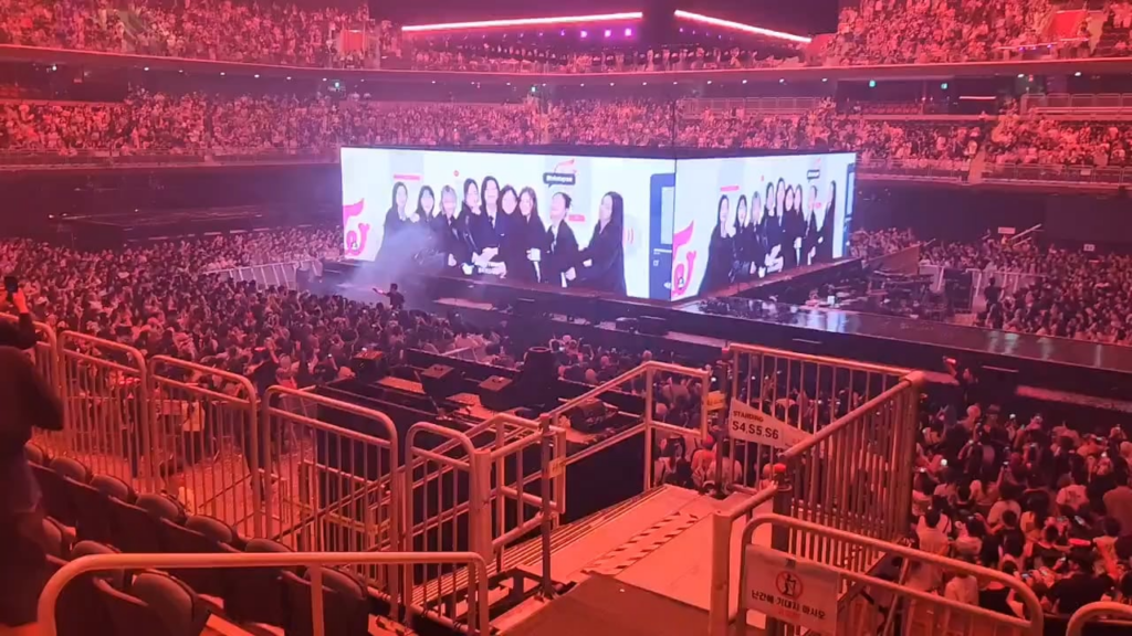 250720 Light_it_twice Twitter Update - "مرتين: واحد في مليون" فيلم الذكرى العاشرة ليتم إصداره في دور السينما في جميع أنحاء العالم في أكتوبر 2025