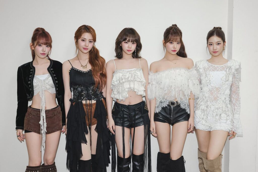 250720 LE SSERAFIM Twitter Update (2) - 2025 LE SSERAFIM TOUR "Easy Crazy Hot" في Taipei Day 2