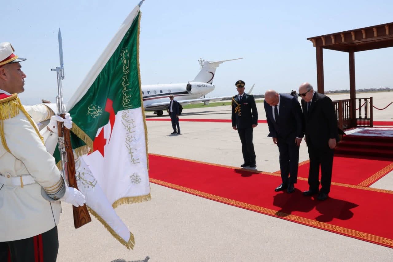 عون وتبون (الرئاسة الجزائرية)