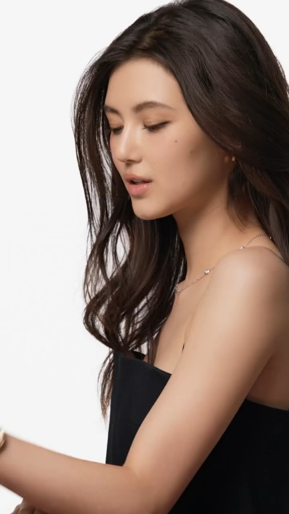 250717 تحديث أوميغا إنستغرام بكرات مع دانييل لصالح أكوا تيرا