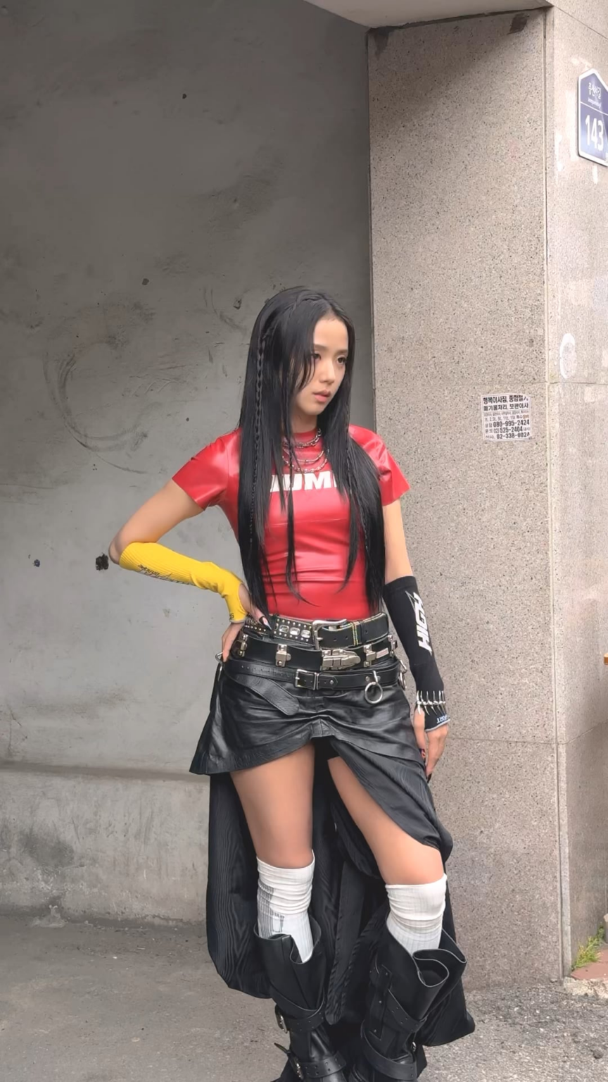 250722 تحديث Jisoo Douyin
