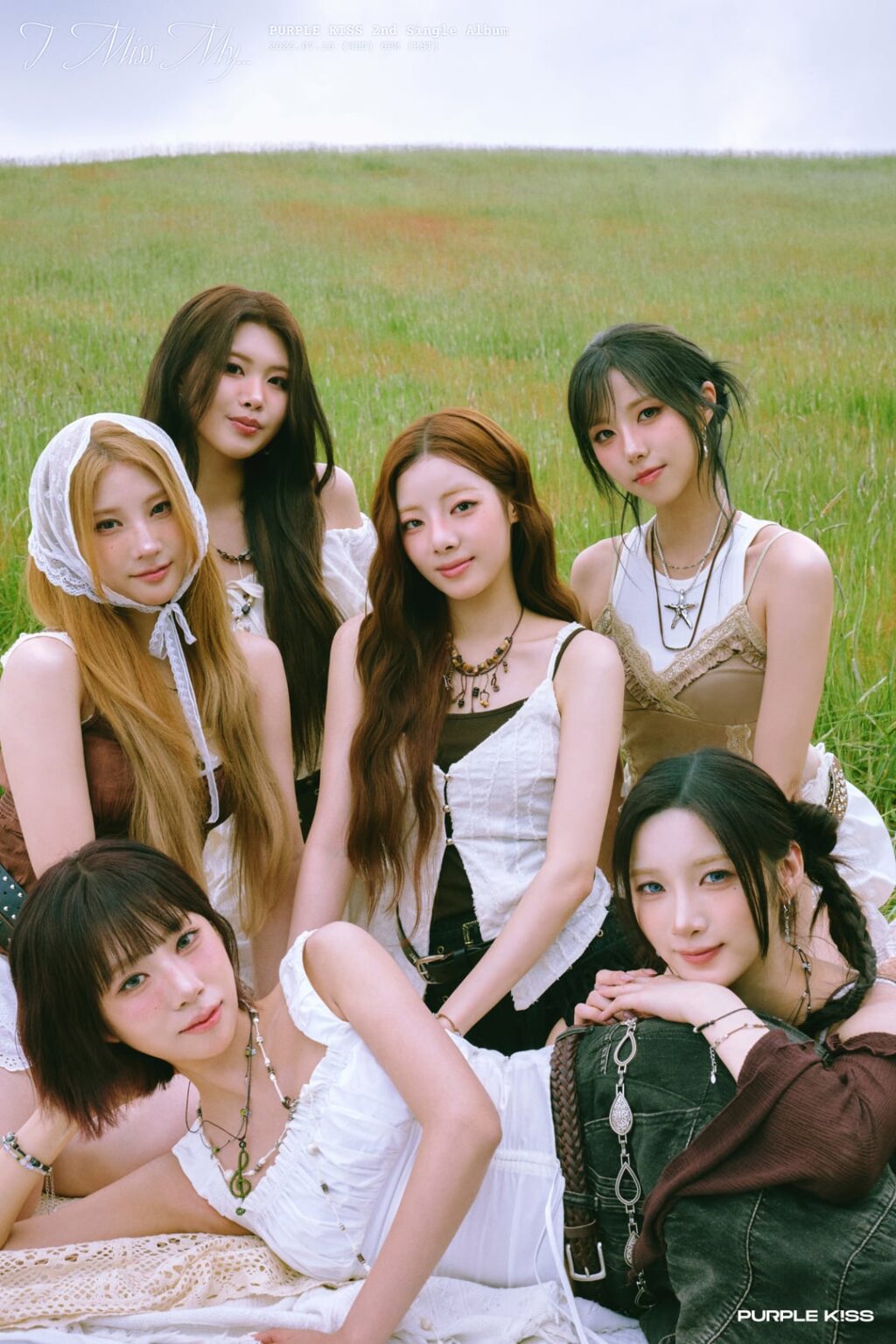 Purple Kiss - 2nd Single Album: Miss My ... (Concept Photo #1 - Group)