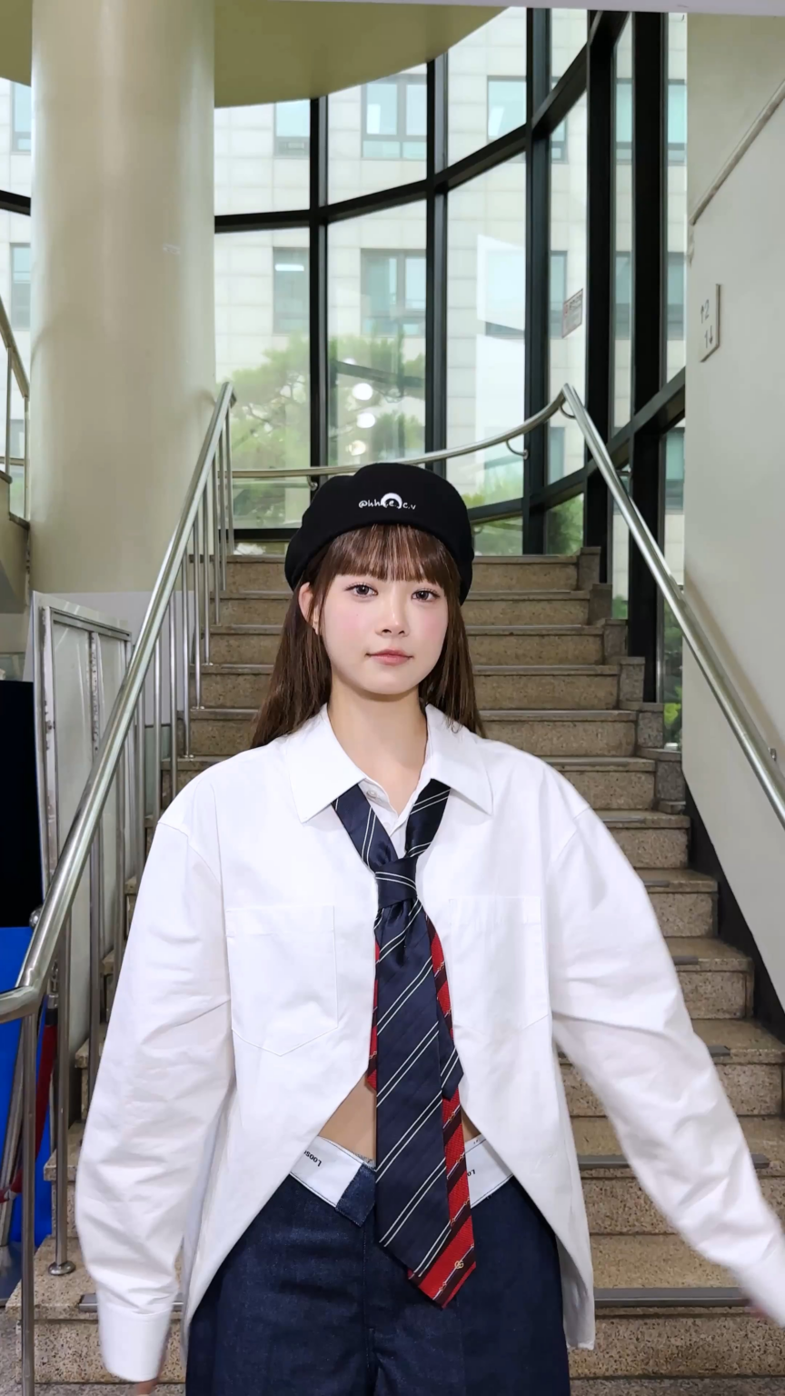 250706 Le Sserafim Tiktok Update مع Kazuha & Hong Eunchae - 🄳🄸🄵🄵🄴🅁🄴🄽🅃