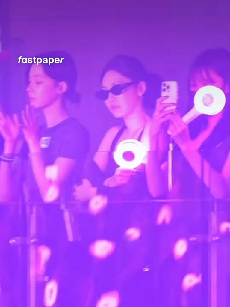 250720 تحديث Instagram Fastpaper مع Winter و Ningning & Giselle @ Twice  World Tour في Incheon