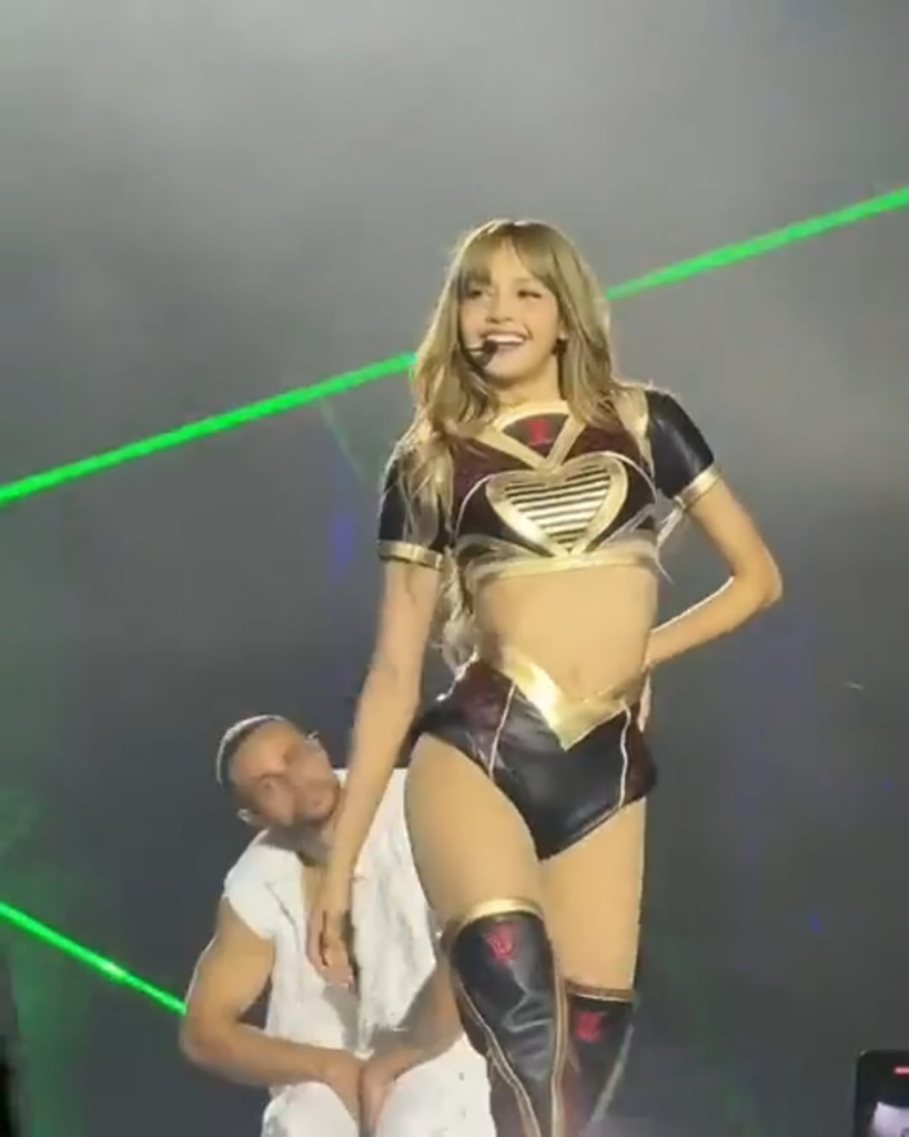 ليزا بلاكبينك 🥵🥵🔥🔥