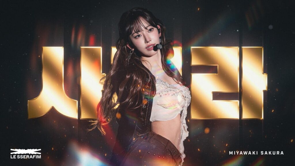 LE SSERAFIM 'GOLD HANGUL' BECERTRAL