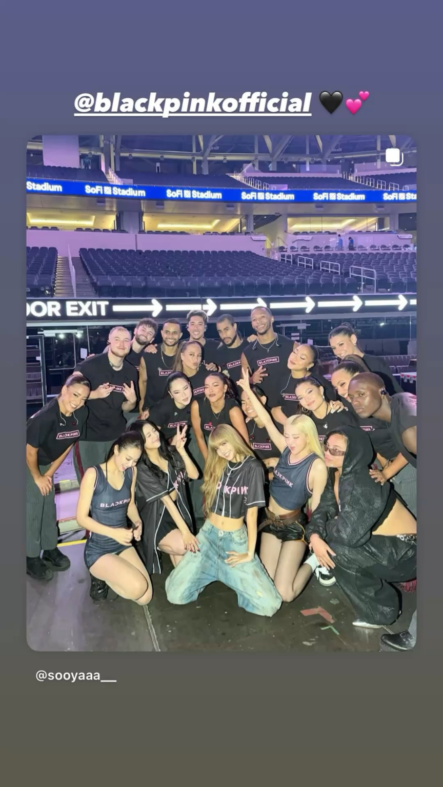250717 تحديث قصة JISOO IG
