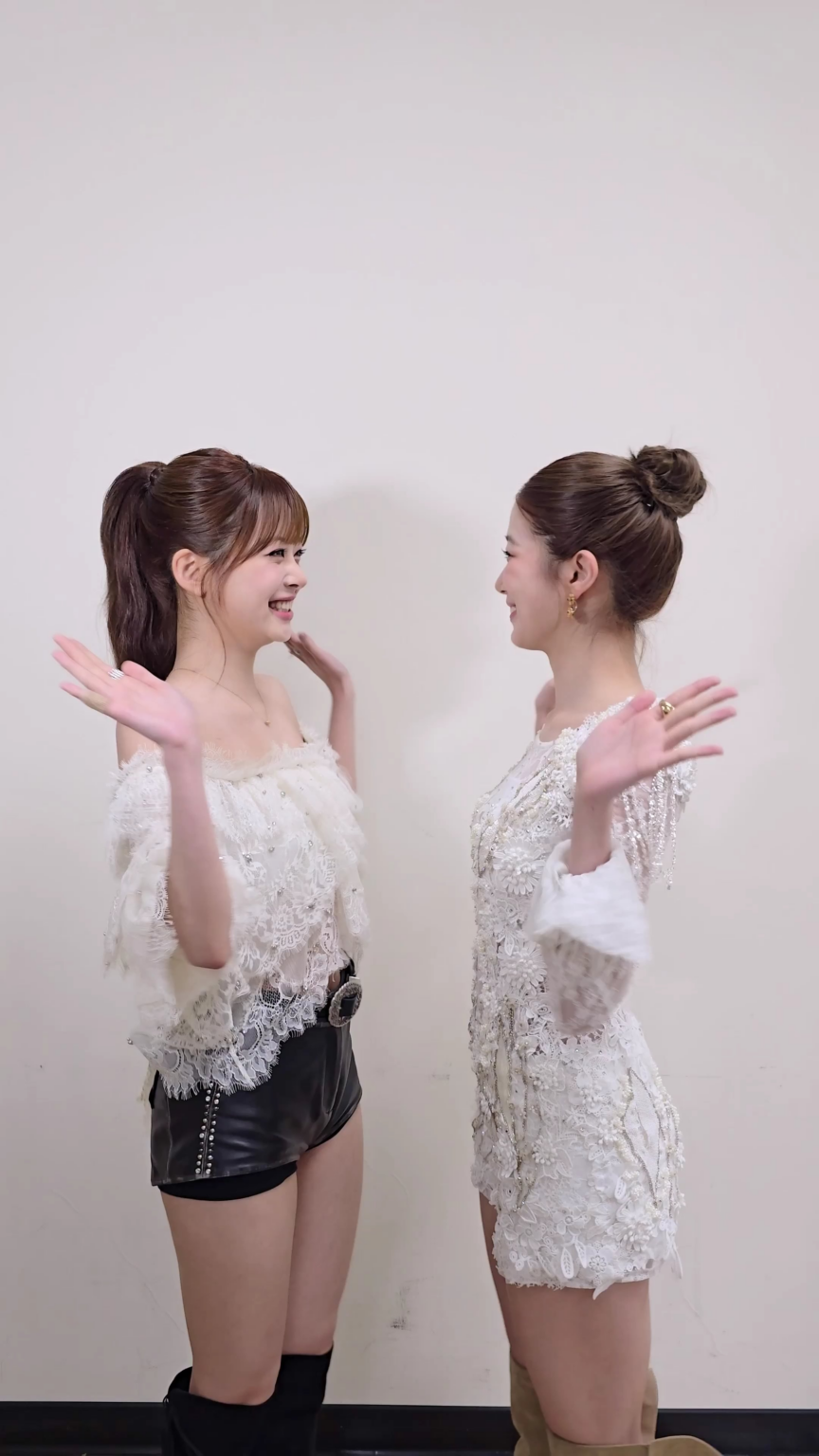 250727 le sserafim tiktok تحديث مع Kazuha & Hong Eunchae - (՞ • ̀֊ • ́՞) ฅ