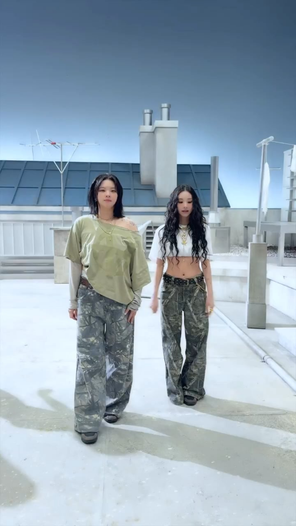 250720 تحديث Tiktok - Beep Beep 🚨 Jeongyeon Chaeyoung